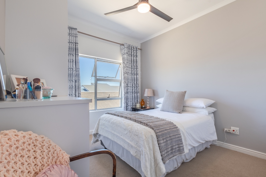 2 Bedroom Property for Sale in Hunters Estate Western Cape